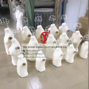 陳列公仔上半身 1